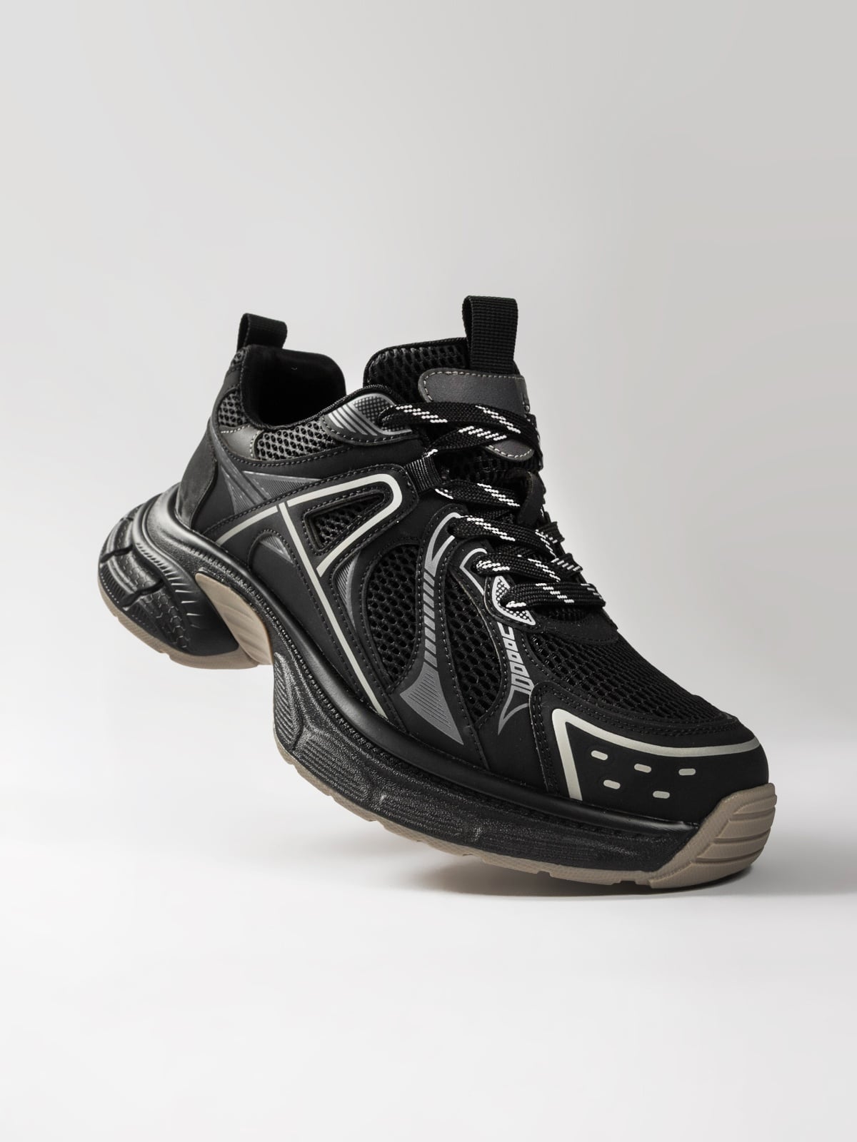 Casual shoes
