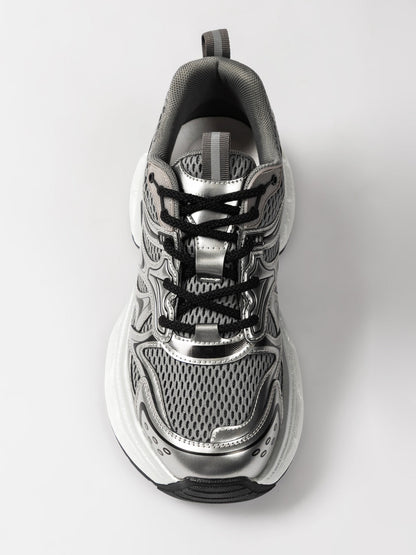 Casual shoes