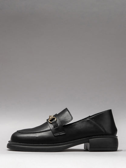 Women's leather shoes