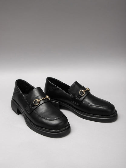 Women's leather shoes