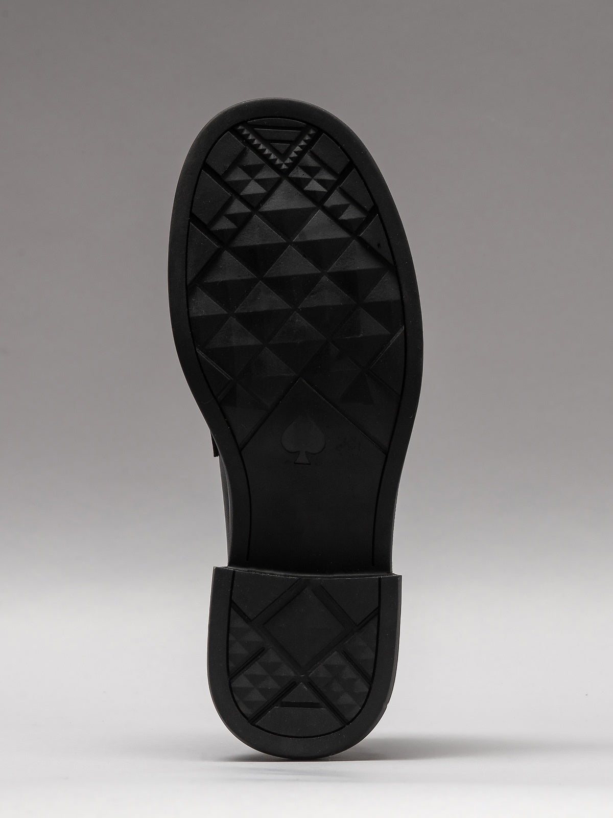 Women's leather shoes