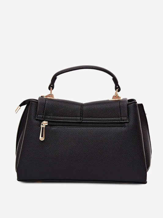 Everyday handbag model 230352 Step in style